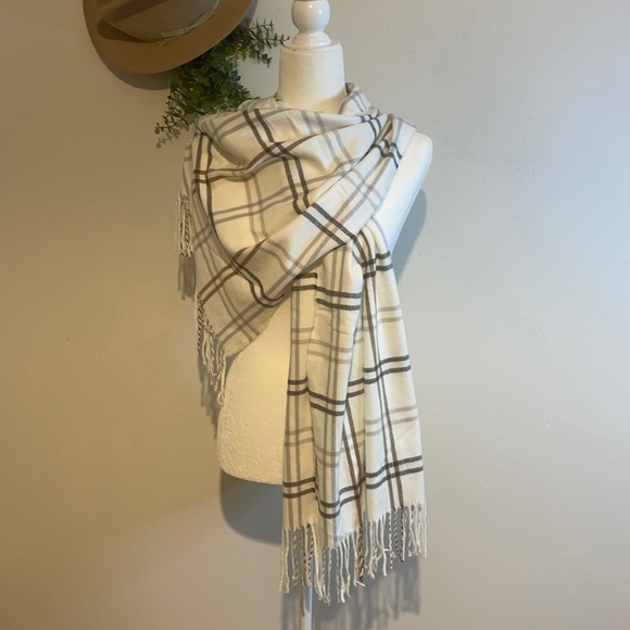 Steve Madden Accessories - Steve Madden Neutral Plaid Cozy Soft Wide Scarf with Fringe
